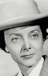 Кэролин Джонс