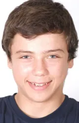 Толга Сарыташ