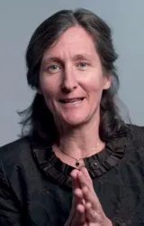 Анна Лембке