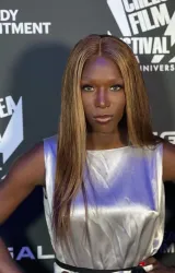 Даниэлла Картер